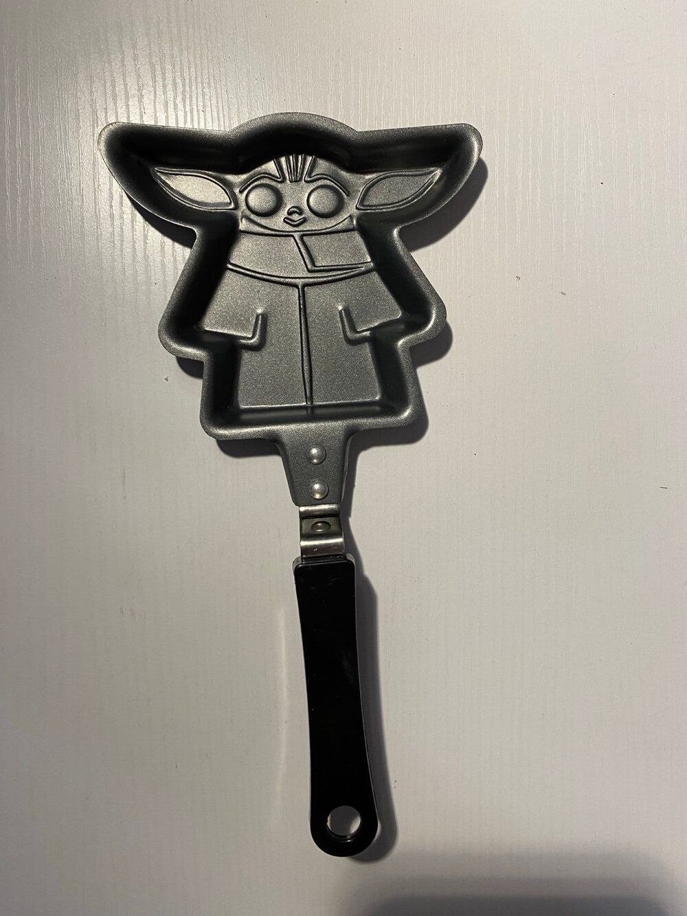Star Wars Grogu Baby Yoda Pancake Skillet Mini Pan Frankford Candy 2021